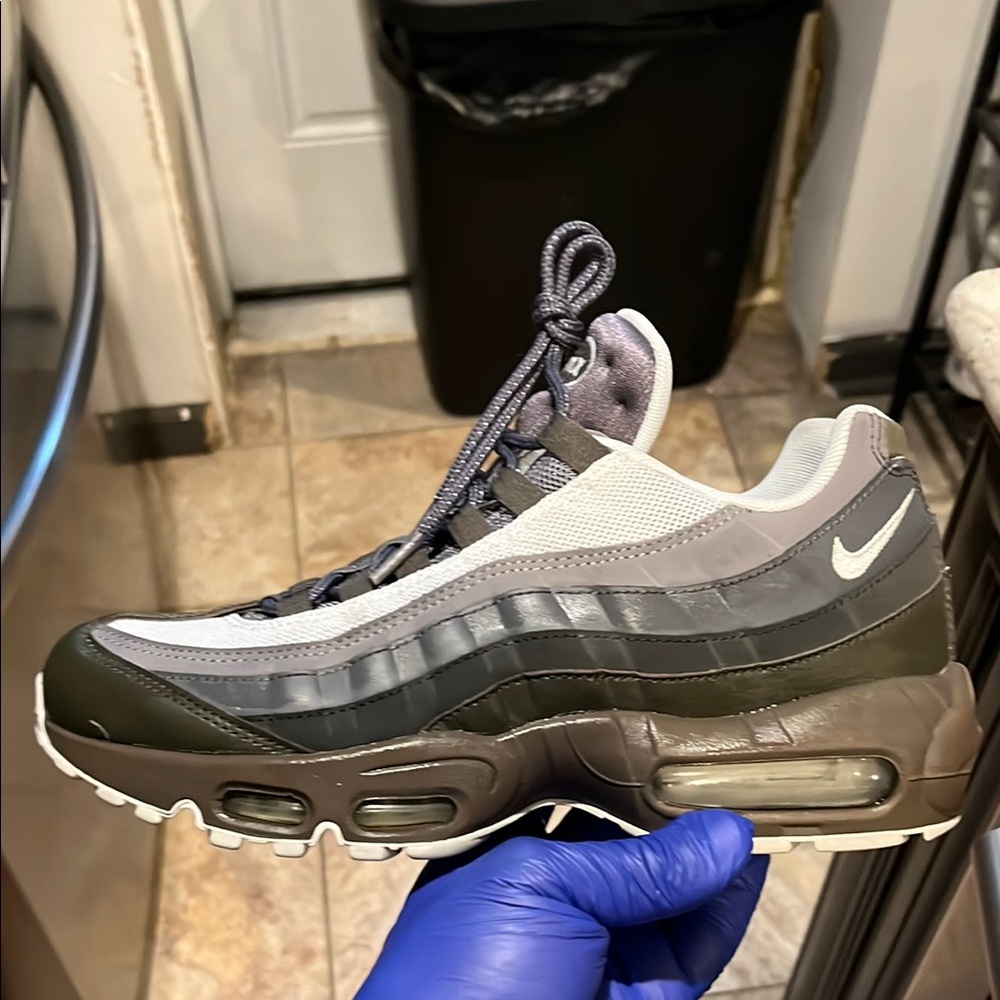Nike Air Max 95 Sneakers